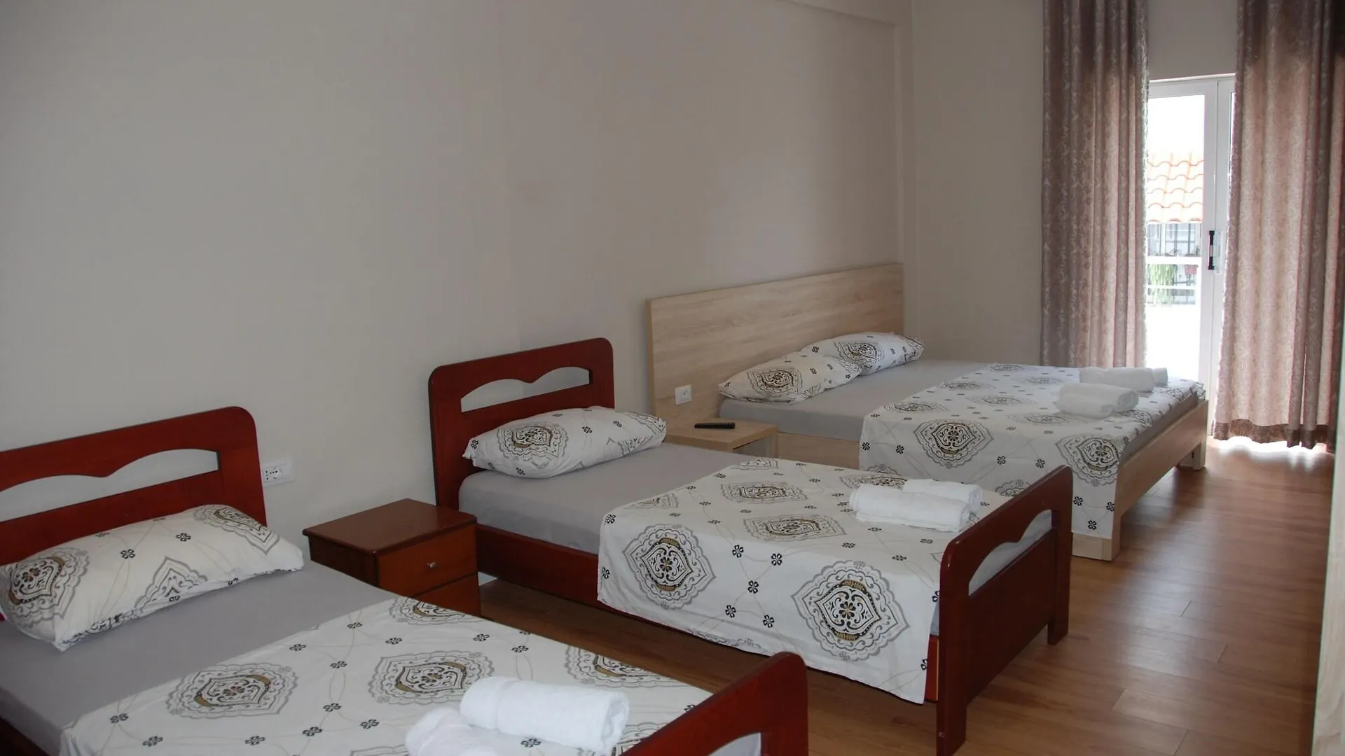 Hotel Edola Saranda 3*,  Arnavutluk