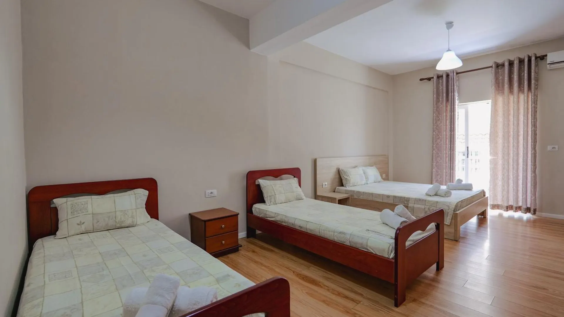 Konukevi Hotel Edola Saranda