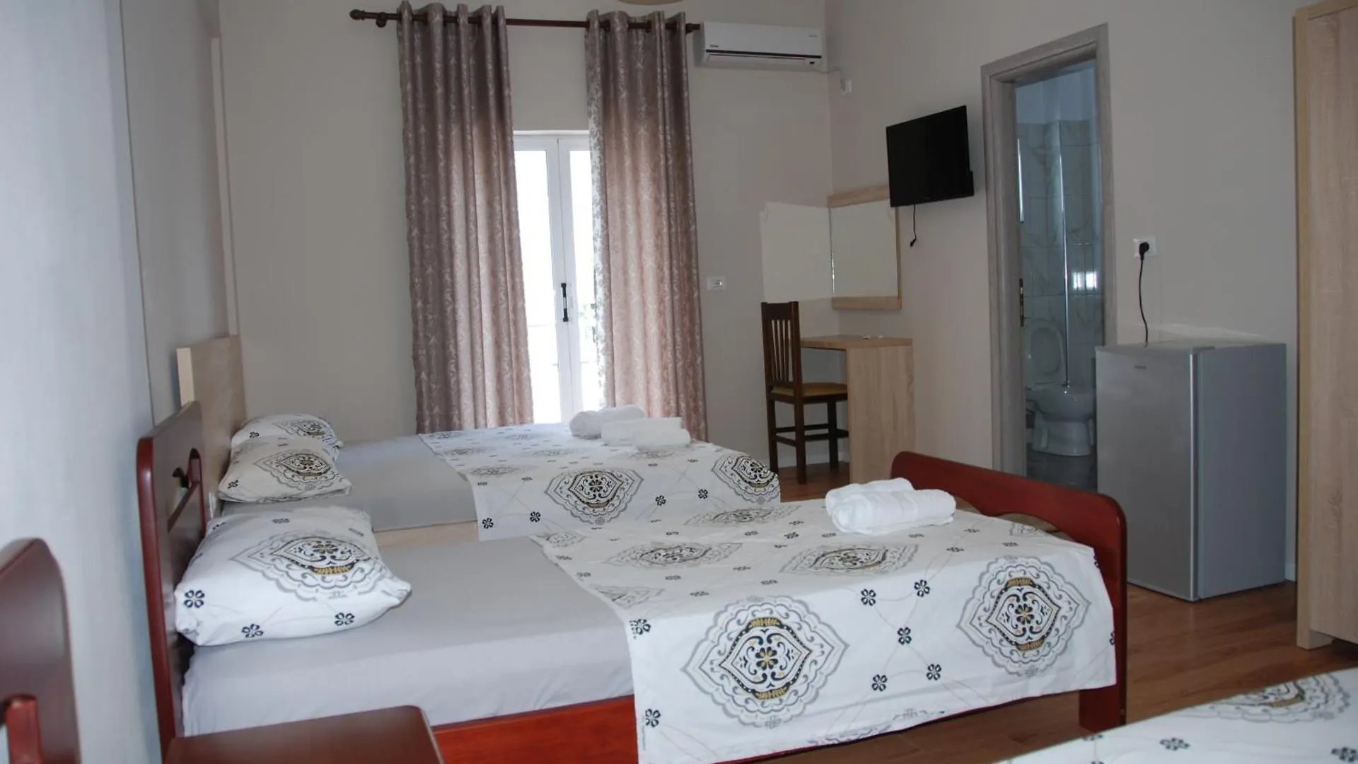 Hotel Edola Saranda 3*,  Albanie